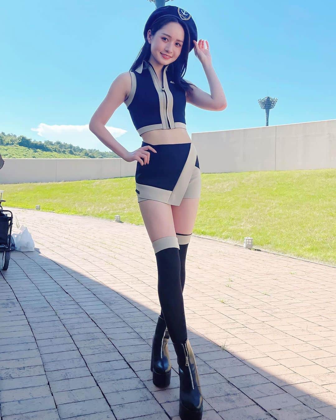 五十嵐みさのインスタグラム：「. 月曜の仕事もおわり✌️ 今週末は延期されていたSUPER GT Rd.3 鈴鹿✨ 晴れますように🙏🌞 . #レースクイーン#SUPERGT#スーパーgt#モータースポーツ#サーキット#鈴鹿サーキット#muta#mutaracing#コスチューム#ニーハイ#ニーハイソックス#マリン#marine#撮影#撮影会#rq」