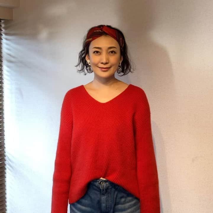 田中美里のインスタグラム：「映画「人」の時の ヘアースタイル。 映画の間の 少しの期間だったけど 気に入ってます。  短編映画「人」は 2022年夏公開  #hairstyle」