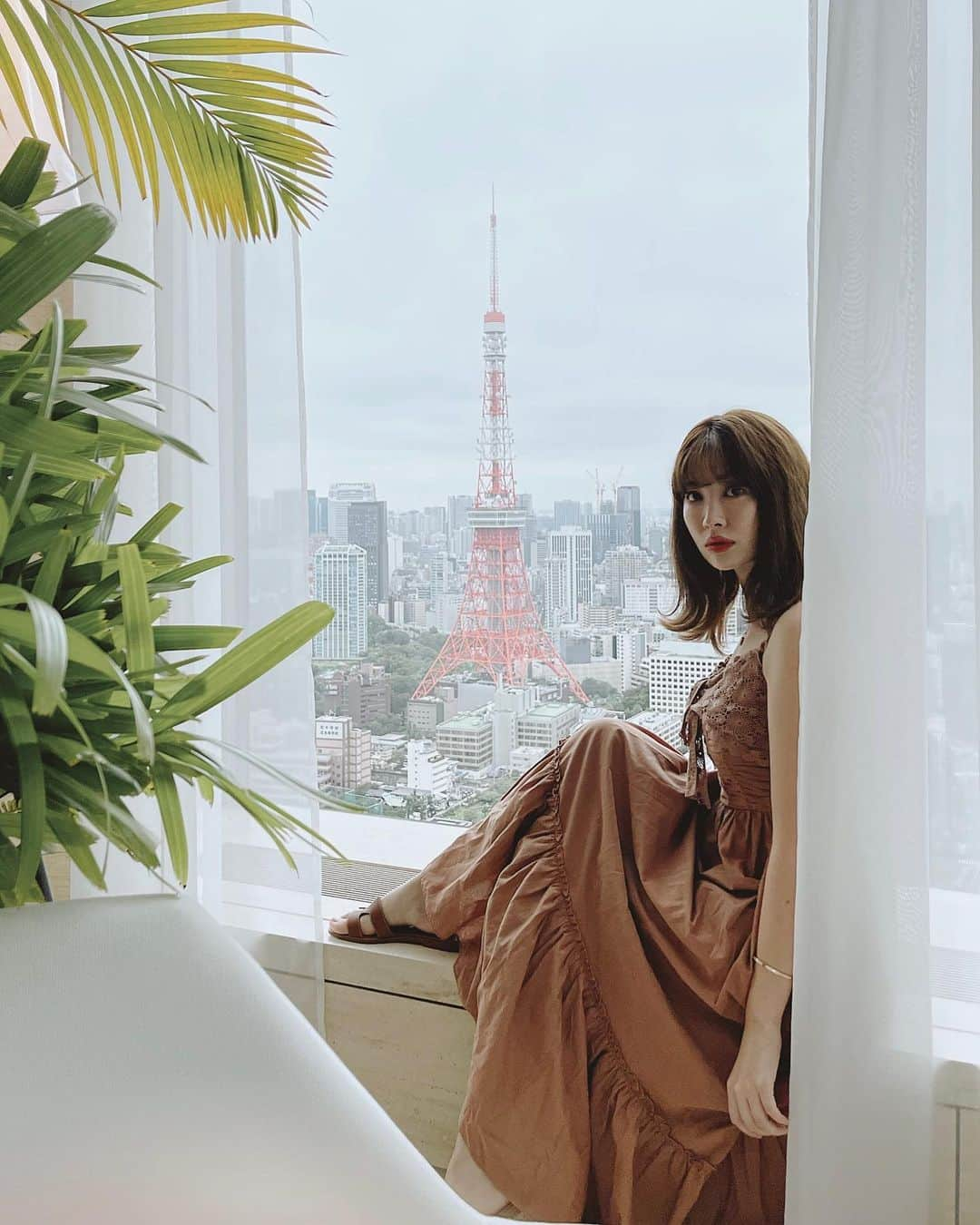 小嶋陽菜さんのインスタグラム写真 - (小嶋陽菜Instagram)「𝗧𝗢𝗞𝗬𝗢🗼🌿✨」8月16日 22時20分 - nyanchan22