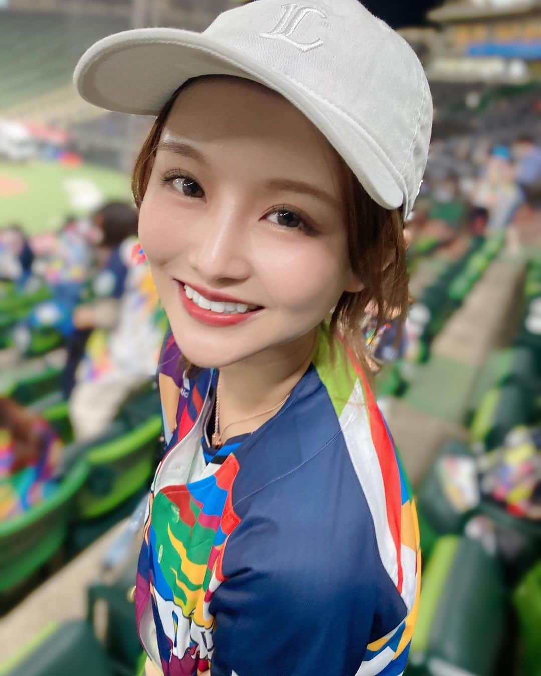 吉田恵美さんのインスタグラム写真 - (吉田恵美Instagram)「ライオンズが勝つと幸せいっぱい🌈🦁  #seibulions  #埼玉西武ライオンズ」8月16日 22時26分 - _yoshida_megumi