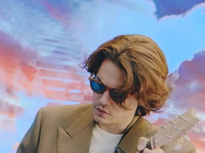 ジョン・メイヤーのインスタグラム：「WildBlue_Teaser_Vid.mp4」