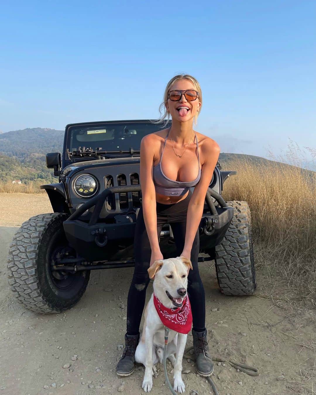 Gabrielle Grace Epsteinのインスタグラム：「camera roll dump from the weekend🏕 (my fav is the the video of River seeing seals for the first time lol)」