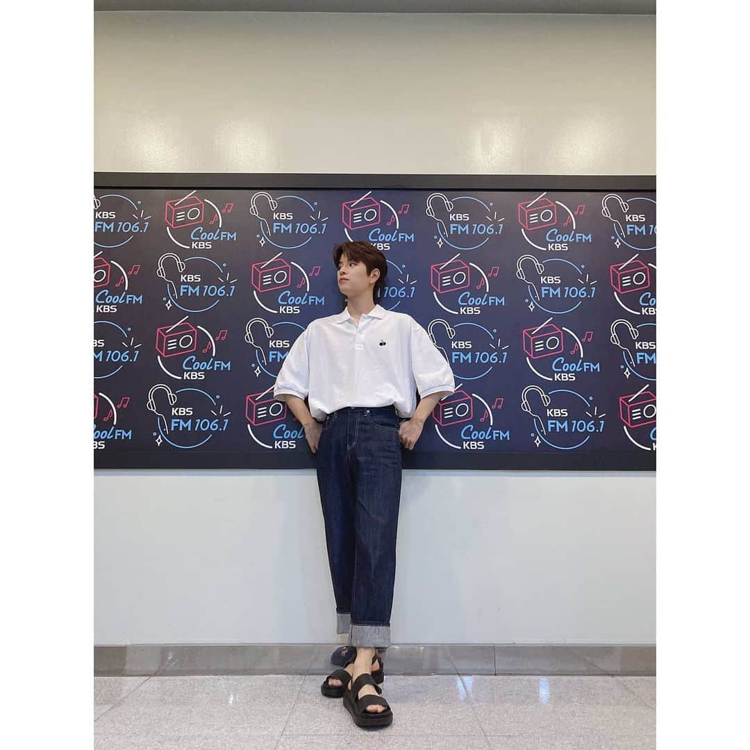 Stray Kidsさんのインスタグラム写真 - (Stray KidsInstagram)「최고의 디제이와 함께했던 어제의 데키라🤍  #승스타그램」8月17日 18時40分 - realstraykids
