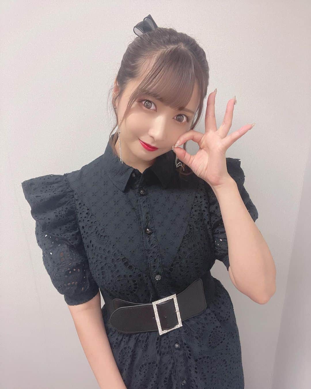 太田里織菜のインスタグラム：「. . おはよ〜✩°｡⋆⸜(ू｡•ω•｡)♡ . #らぶどる #ポニーテール」