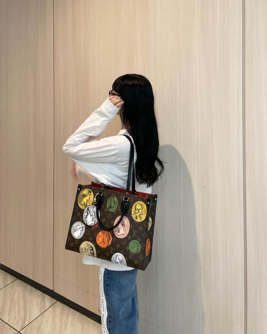 松本愛（まあぴぴ）さんのインスタグラム写真 - (松本愛（まあぴぴ）Instagram)「@louisvuitton @fornasetti」8月17日 16時23分 - aimatsumoto_45