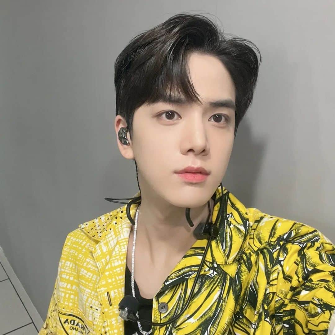 ヨンフンのインスタグラム：「(영훈) 더비 오늘 너무 고마워요오오 #THEBOYZ #더보이즈 #YOUNGHOON #영훈」