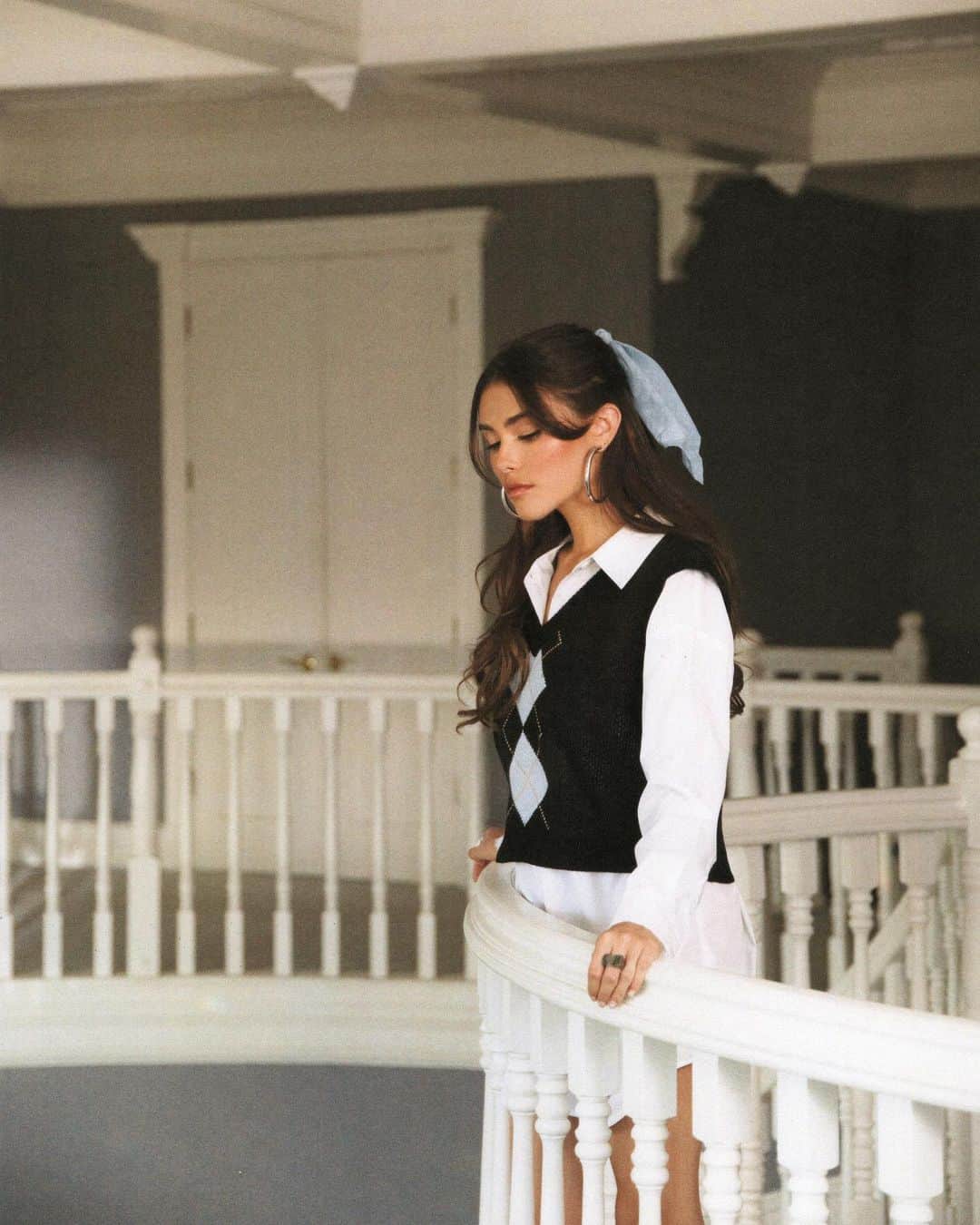 マディソン・ビアーのインスタグラム：「b down in a sec ……. wearin head to toe mb x @boohoo 🧵🪡🐇🤍」