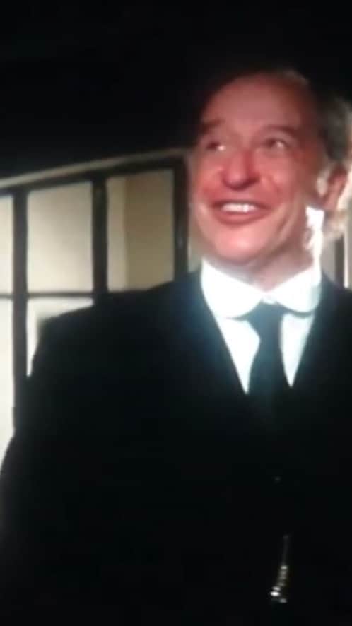 ナタリア・コルドバ・バックリーのインスタグラム：「Genio del hazme reír, hazme llorar.  Beautiful anecdote. This scene was mostly improvised as it was a silent sequence in Butch Cassidy and the Sundance Kid. Pancho, my grandfather improvised this whole moment and made it difficult for the actors to film the scene without breaking character and laughing (he would hand them the keys to lock him up). At the end of the scene you can see Katharine Ross and Robert Redford laughing and going out of frame. The scene was kept like that and only those close to my grandfather know this story.」
