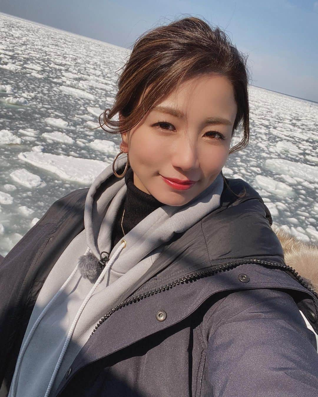 青木愛さんのインスタグラム写真 - (青木愛Instagram)「8月21日(土)11時〜 『青木愛・流氷オホーツクを行く！』に出演します🐶 ⁡ 紋別で素晴らしい体験をしてきました🧊🧊🧊 ⁡ BSテレ東です♡ ⁡ お時間ありましたら、是非ご覧ください💋」8月18日 22時06分 - aiaoki_official