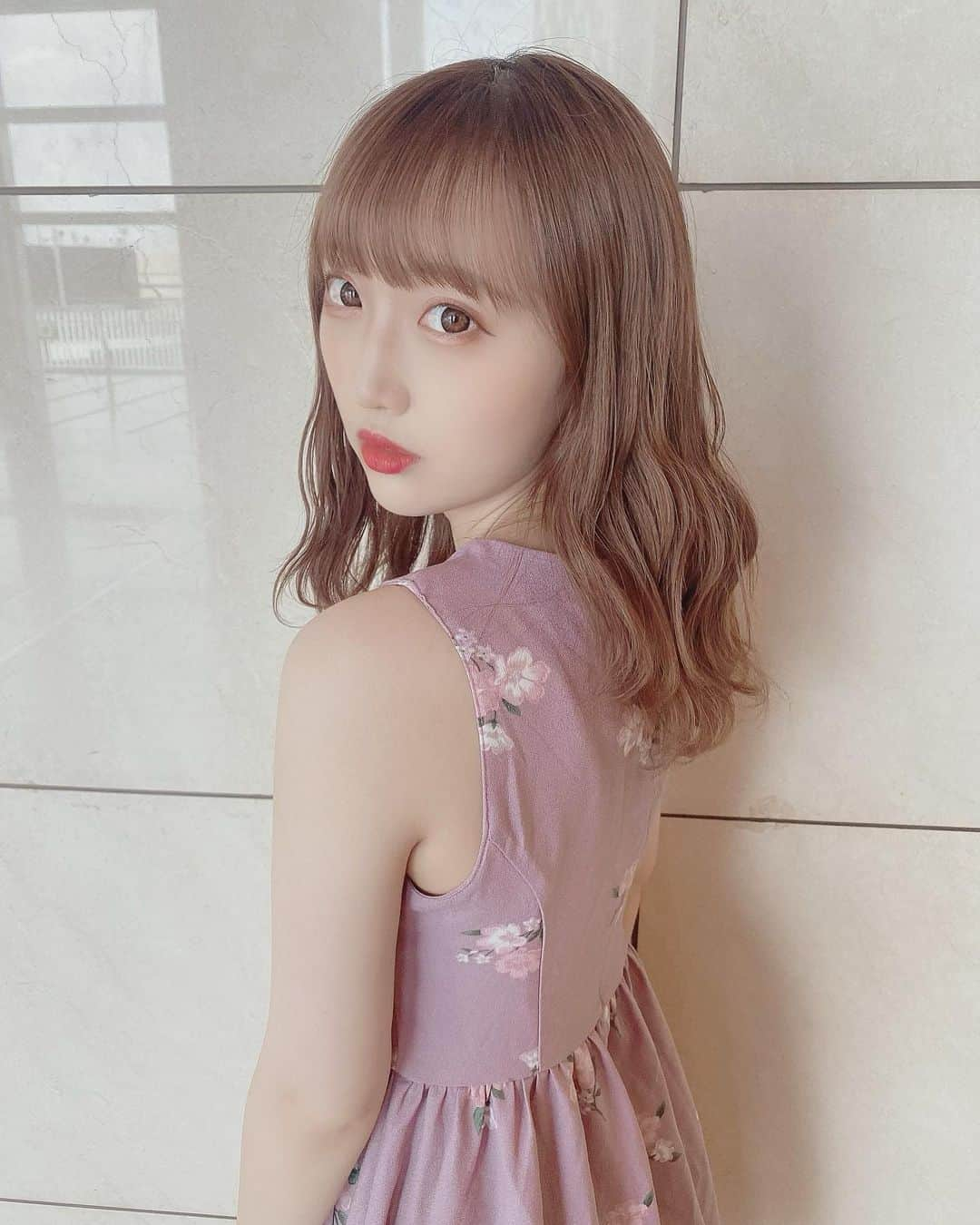 星野麻里愛さんのインスタグラム写真 - (星野麻里愛Instagram)「きょうもお疲れ様でした🌷  #ミディアムヘア#ミディアムヘアアレンジ#ウェーブ巻き  #ピンクワンピース#ワンピース　 #名古屋サロンモデル#名古屋サロモ#サロンモデル」8月18日 22時38分 - maria.pink28