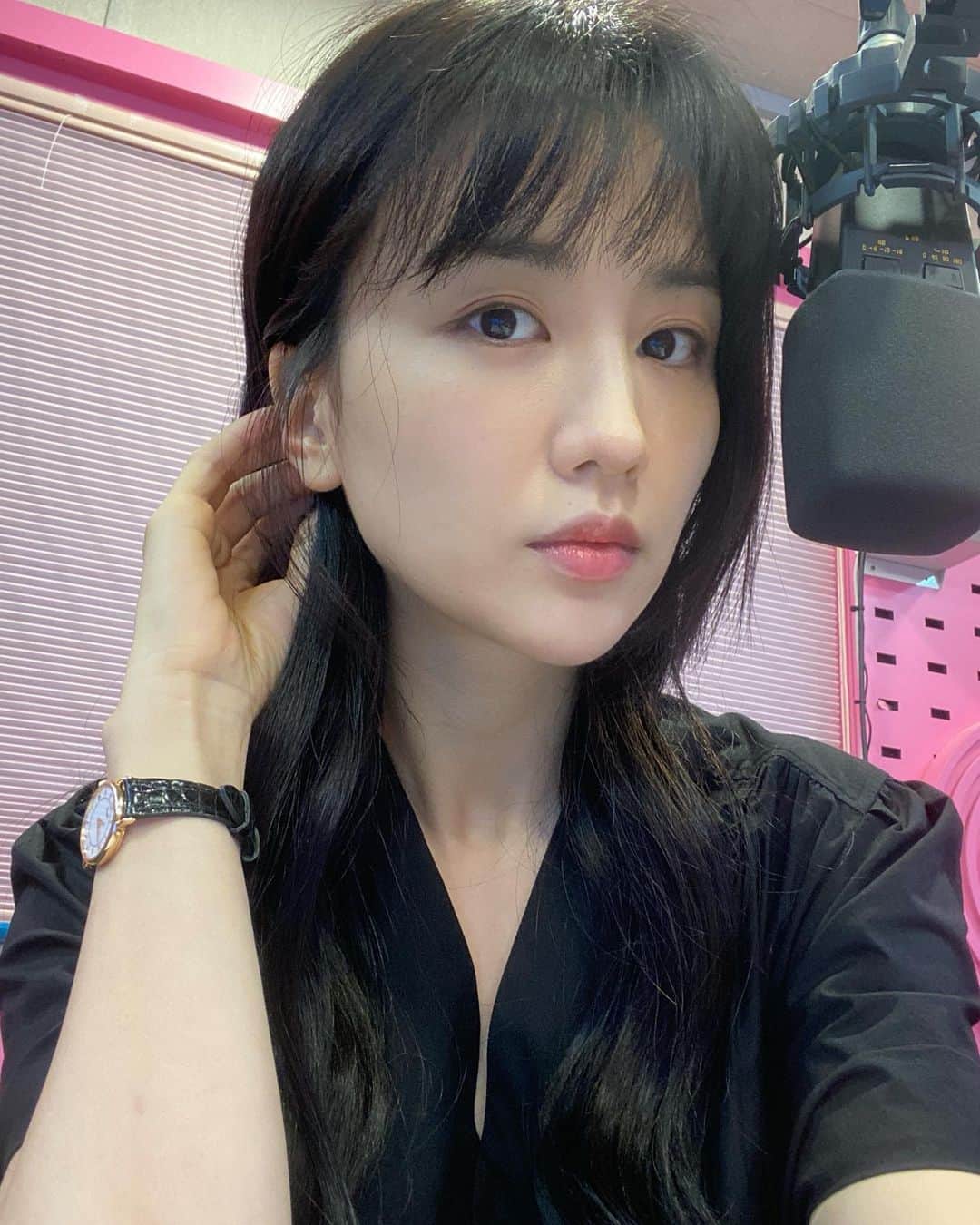 パク・ハソンさんのインスタグラム写真 (パク・ハソンInstagram)「긴머리 오랜만🙋🏻‍♀️ 언제 기르지..🙄」8月18日 14