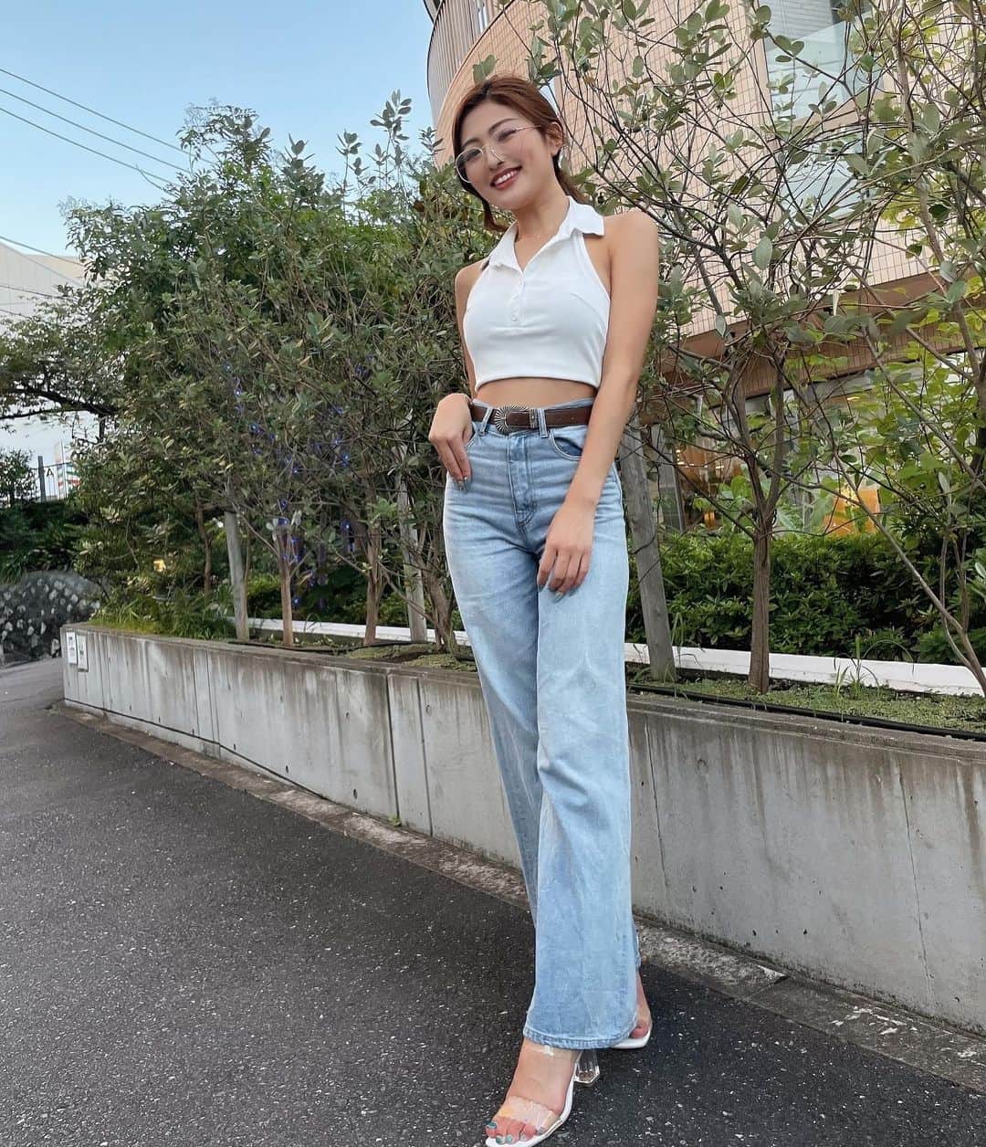 MIYABIのインスタグラム：「おはよう御座います💟  あんまりデニム履かないから貴重なのっ😙💕  毎回みやびの私服も好評で嬉しいなぁ🥰  今日もみんなが大好きっ❤️ 頑張っていきましょ〜う✨  #cyberjapandancers #サイバージャパンダンサーズ #cjd_miyabi #ミヤビーム  #ミヤビコーデ」