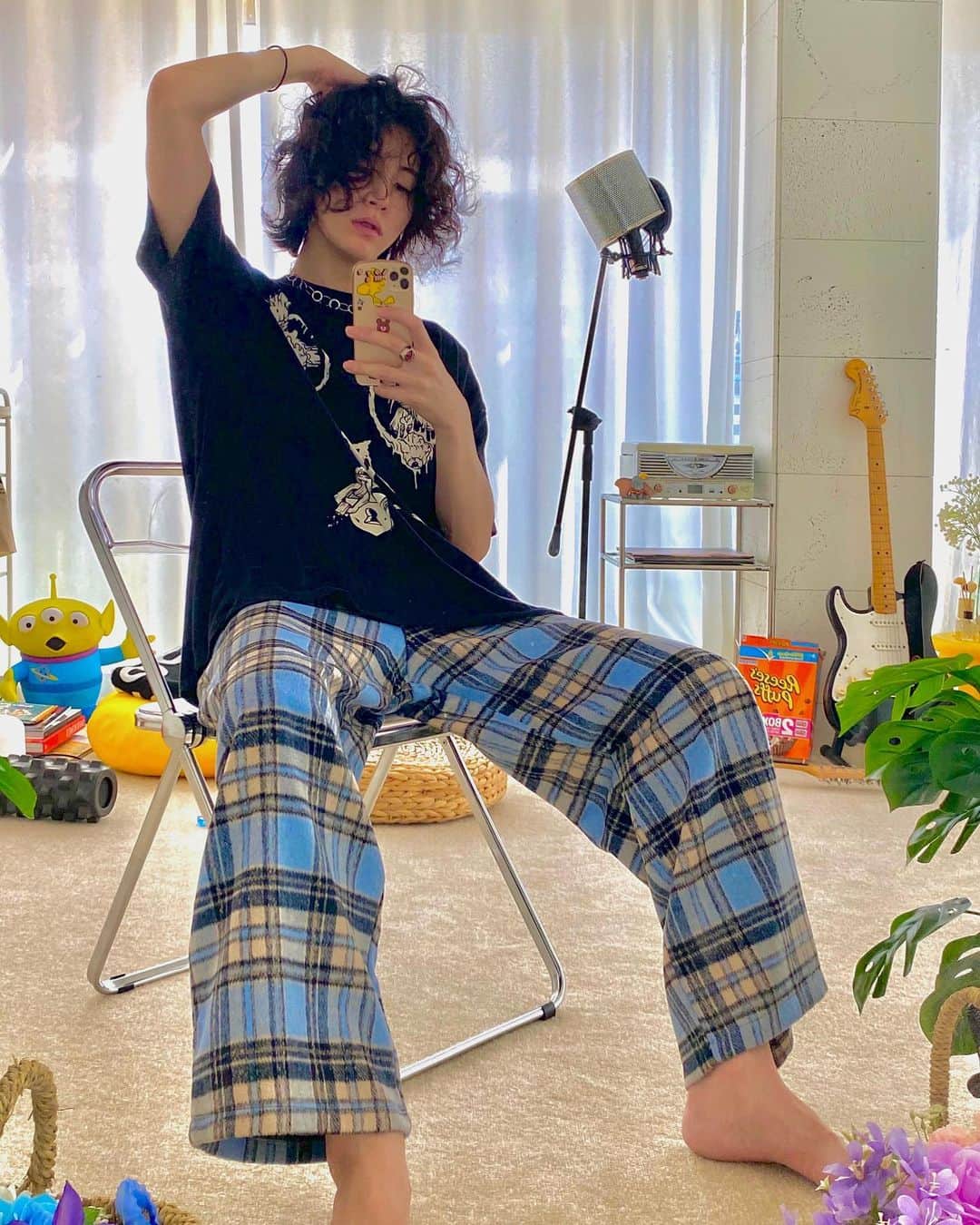 ノ・ミヌのインスタグラム：「☁️☁️」