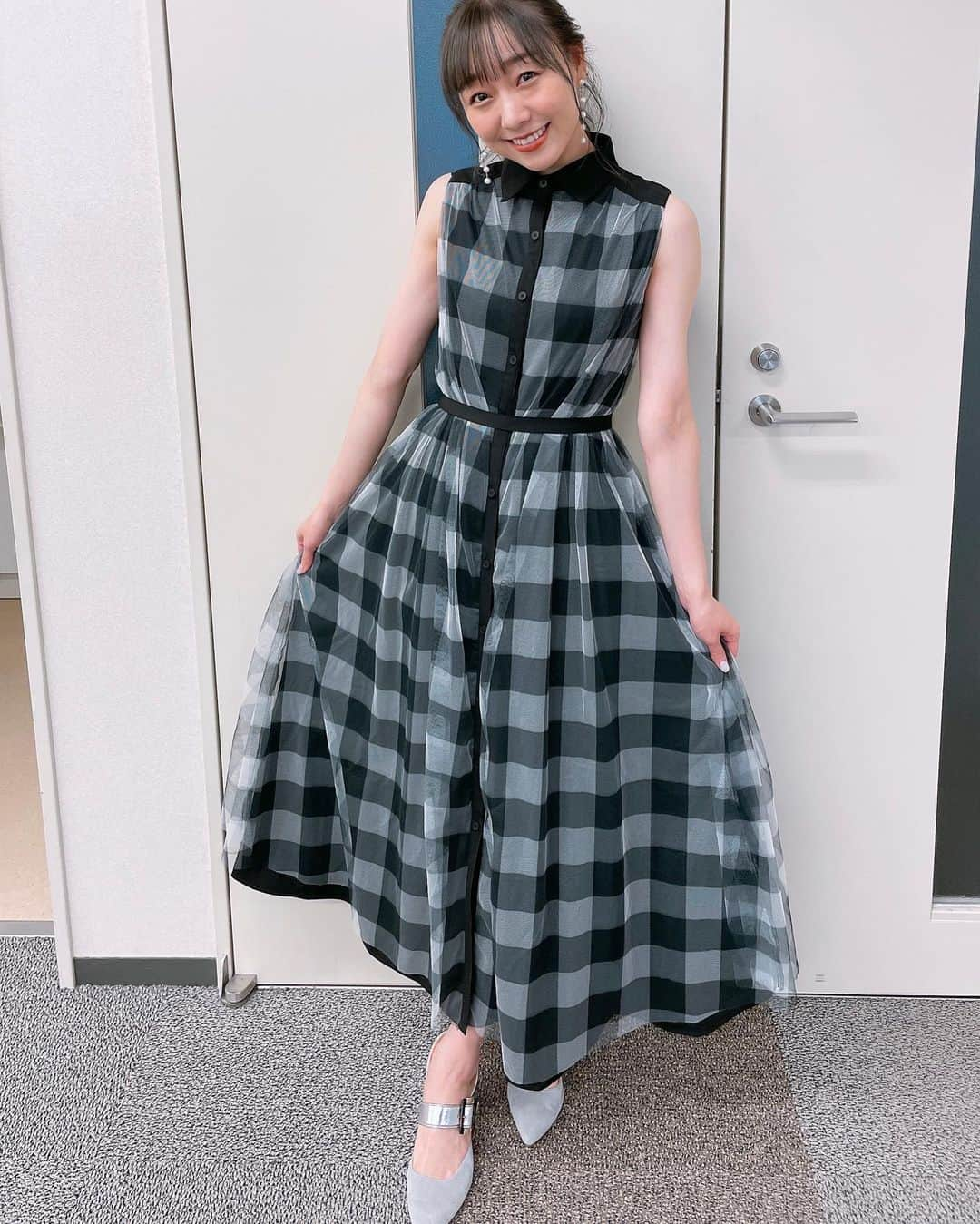 須田亜香里さんのインスタグラム写真 - (須田亜香里Instagram)「隔週木曜日朝6:00〜生放送 メ〜テレ #ドデスカ ここ数ヶ月の衣装をずらり☺️  全てコーデは @um.byzest のリリちゃんです💓  髪はエクステ外したの？と言われますが、ここ数ヶ月ずっとエクステです☺️ 今は短めにつけてるだけ！」8月19日 20時47分 - akarisuda