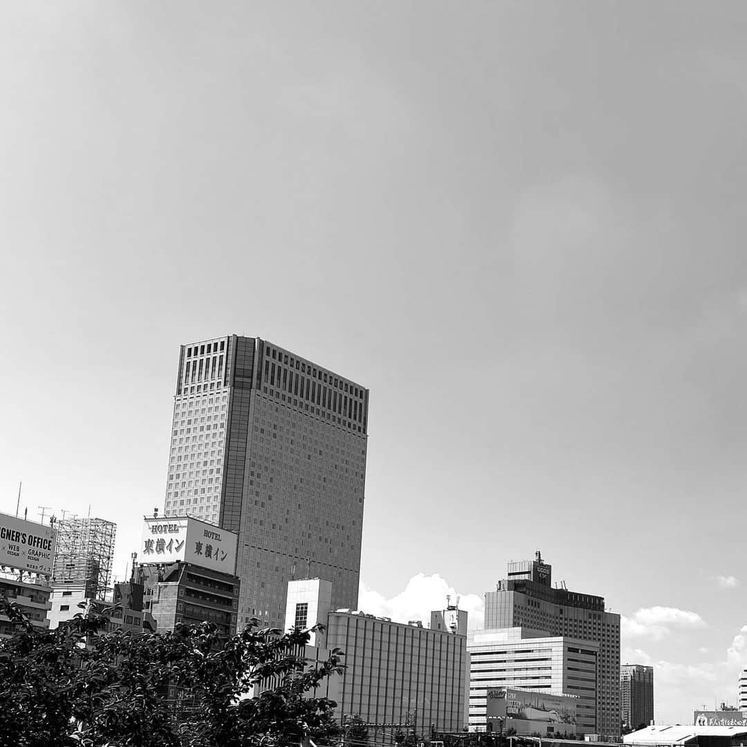 MAYUKIのインスタグラム：「🏙」