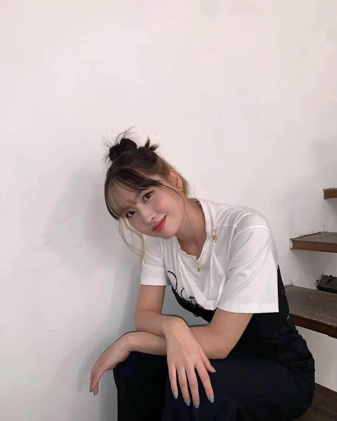 モモさんのインスタグラム写真 - (モモInstagram)「so pretty 🤍🤍🤍 -  #MOMO #트와이스 #모모 #平井もも #もも #TWICE」8月19日 21時56分 - momojype