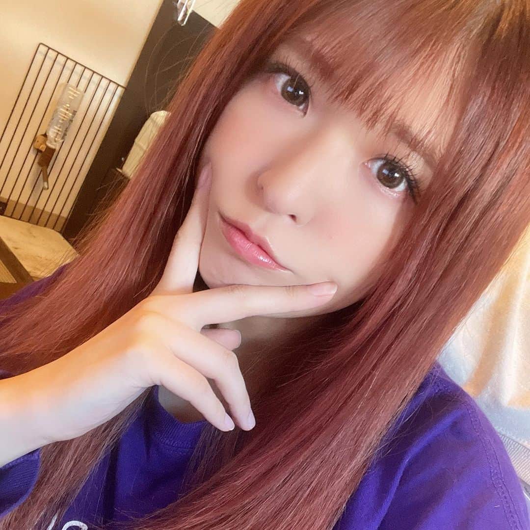 プー・ルイのインスタグラム：「haute coutureに行ってきた！ 全身やっていただいたのは久しぶりで幸せすぎたぁ😭  「小猿とトイプードルとあざらしにしてください！」という謎なオーダーにも  「かしこまりました！！！！」と笑顔で対応してくださった識名さんは神😭💗💗  識名さんにお顔やってもらったあとはいきるのが楽しいぜ💗  #hautecouture」