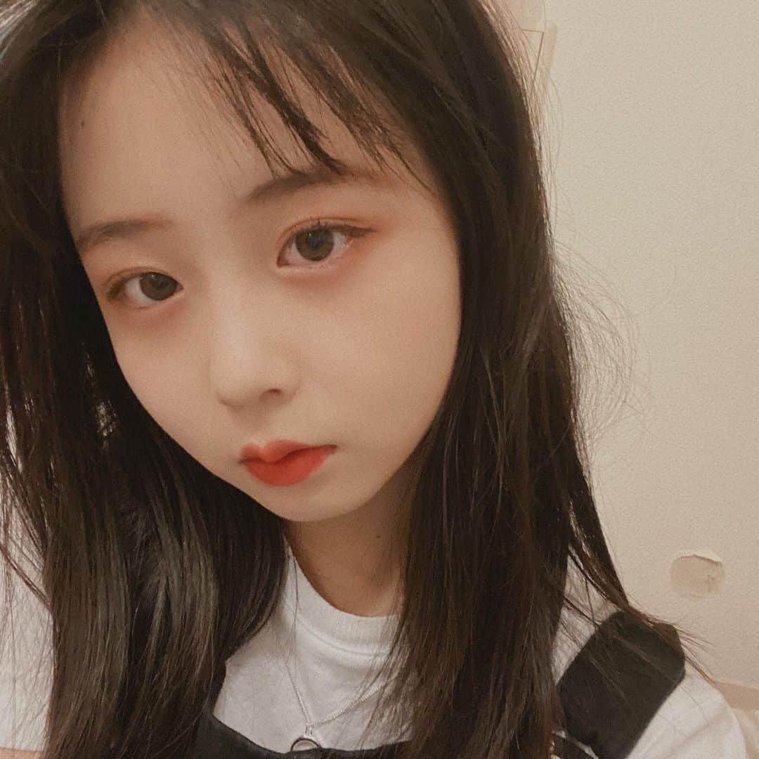のインスタグラム：「🖤🖤🖤 おやすみなさい🌙 #OFFICENOIR#福岡#モデル事務所#福岡モデル事務所#ティーンズモデル#中学生#中学生コーデ#中学生モデル#かわいい#おしゃれ##ootd#instagood#moldiv#follwme #showroom#tagsforlike#ダンス#ロングヘア#potd#jc#jc2#TT#Popteen芸能部#Popteen#トップティーンズ」