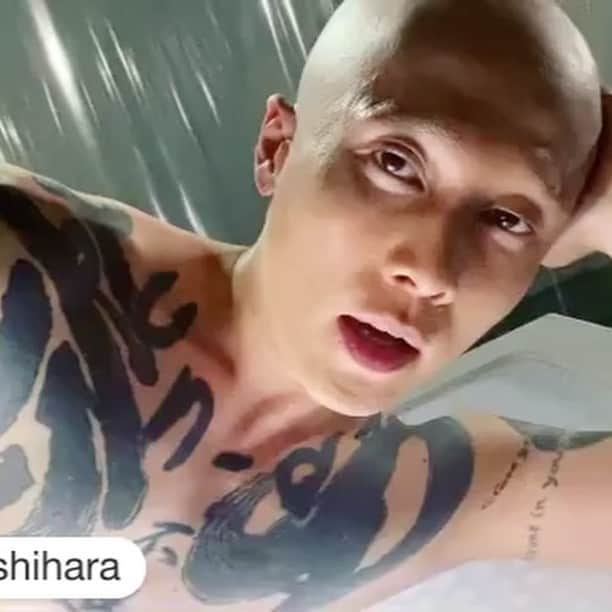 インスタグラムランキングのインスタグラム：「#MIYAVI #Repost @miyavi_ishihara with @get.repost ・・・ Enjoying my new hair style. #一休さん」