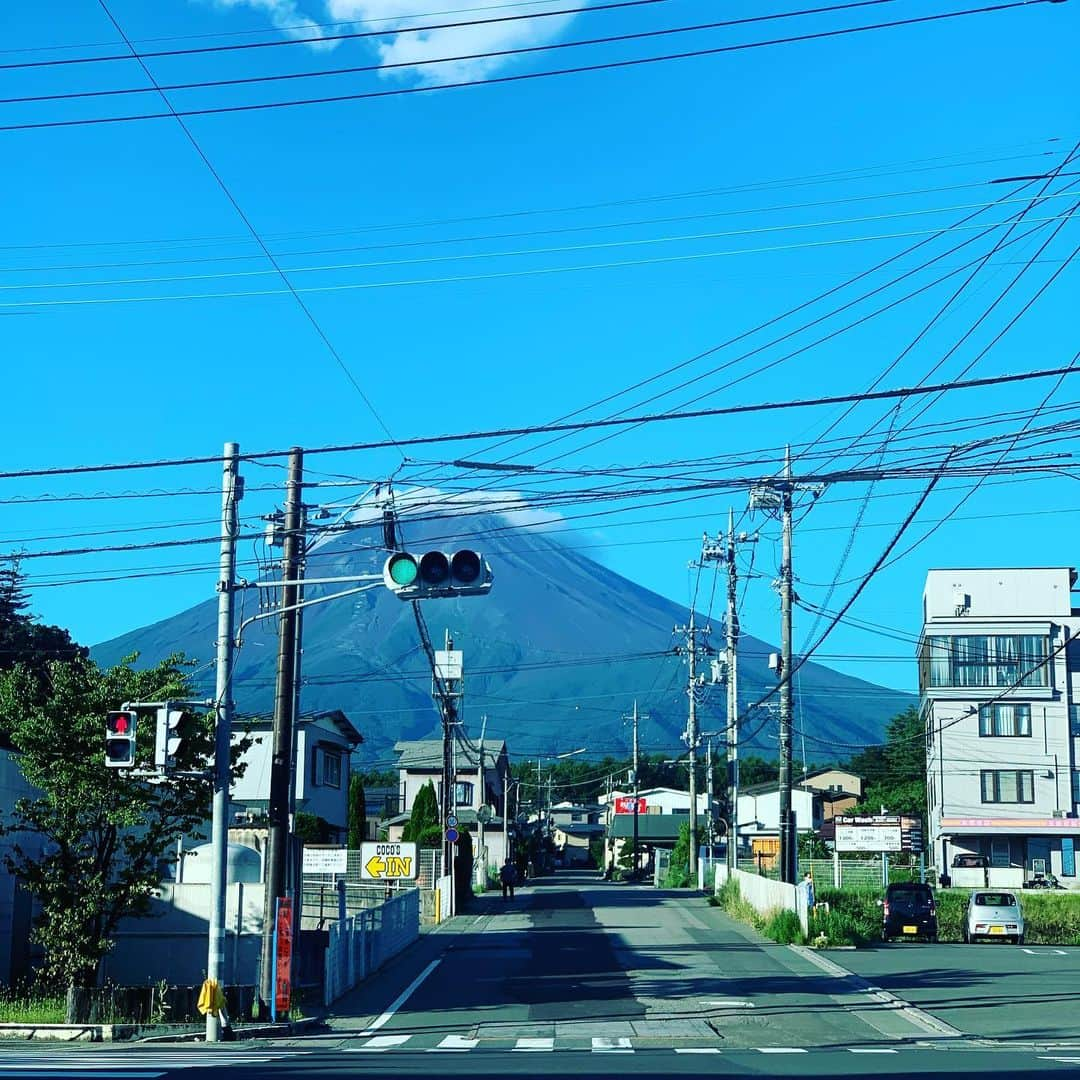 金村義明さんのインスタグラム写真 - (金村義明Instagram)「バラいろダンディー終わり河口湖のホテル入って、今日は、河口湖カントリー健ちゃん秀樹、歯医者のウテツ君！ 都内戻って、仕事や！」8月20日 15時01分 - yoshiaki_kanemura