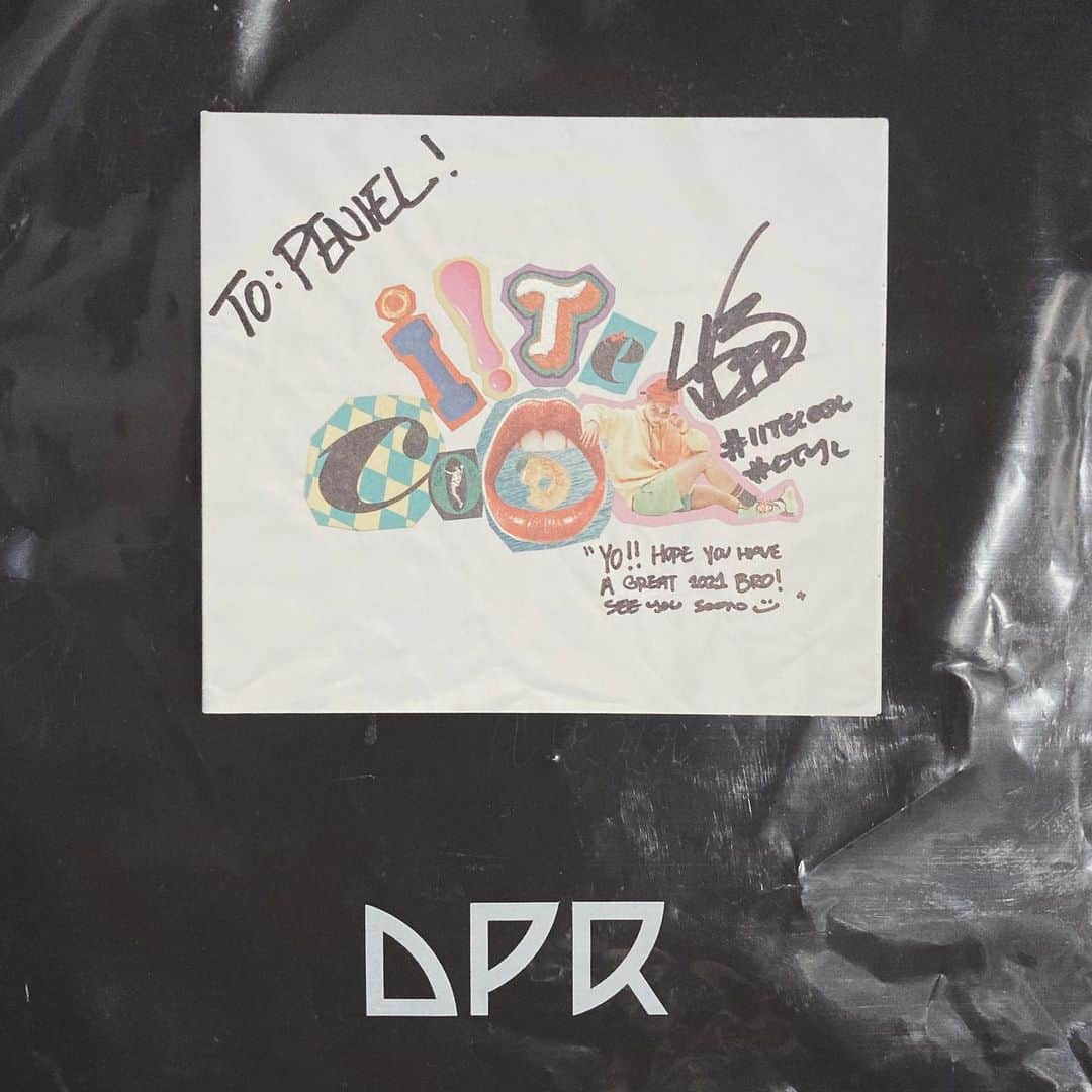 プニエル さんのインスタグラム写真 - (プニエル Instagram)「Wasn’t expecting anything in the mail but… Surprise package from @dpr_official thanks for the shirt and album! @dprlive @dprrem @dprian ! Doing awesome things with @unicef_kr  택배 시킨게 없는데 와가지고 확인 하니까 @dpr_official 이 보내준 서프라이즈 택배! 티랑 앨범 감사! 이번에 @unicef_kr 콜라보 해서 좋은 일 하는거 멋짐!」8月20日 18時14分 - btobpeniel