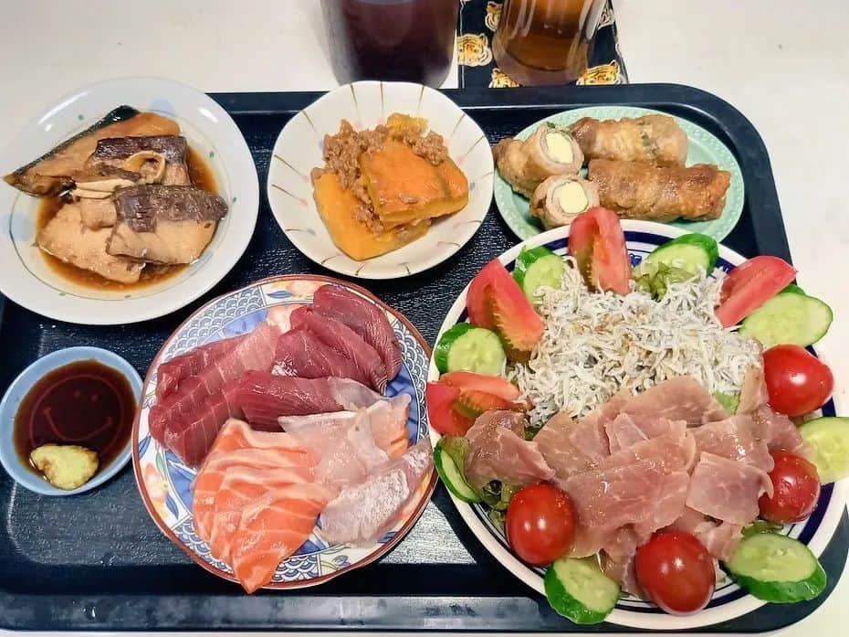 ぢゃいこさんのインスタグラム写真 - (ぢゃいこInstagram)「大きな体を作るのに、筋トレも大事だけど 食トレも大事✨ 毎回、今回の食事のたんぱく質は○g…と計算しながら食べてマッスル💪 #調理師免許  #食生活アドバイザー　 #自炊　#家ごはん #ぢゃい飯」8月21日 2時13分 - dyaimeshi