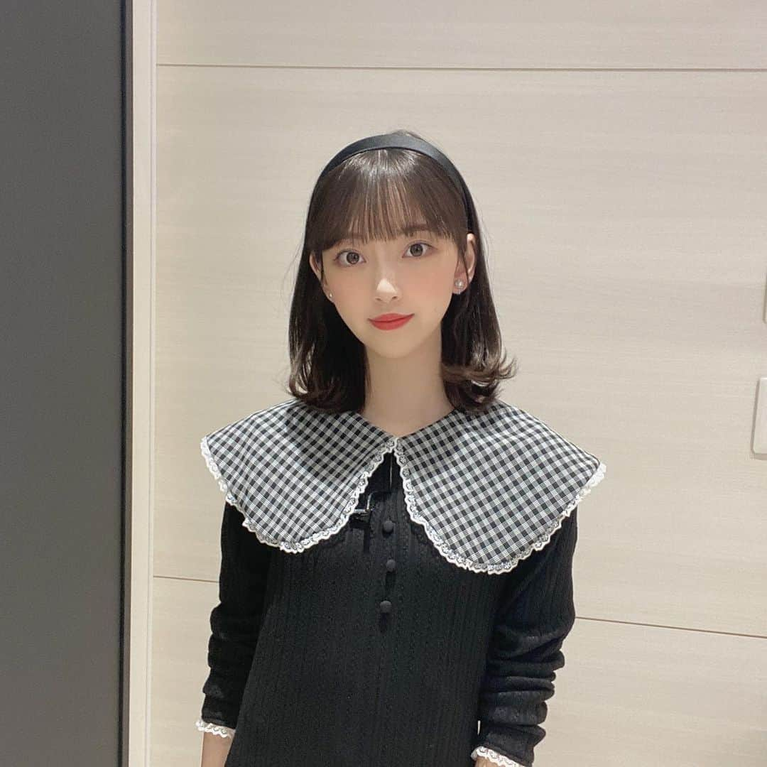 堀未央奈さんのインスタグラム写真 - (堀未央奈Instagram)「🕯  今夜19:00放送のTBS " 坂上&指原のつぶれない店 " に出演します！  私の学生時代のバイト先も 初公開になります👰🏻‍♀️✌︎  収録楽しかったな〜 そして　@epineofficial  のワンピも可愛かった❤︎🩰 カチューシャと合わせて レトロなかんじにしました  是非ご覧ください〜」9月19日 4時44分 - horimiona_official