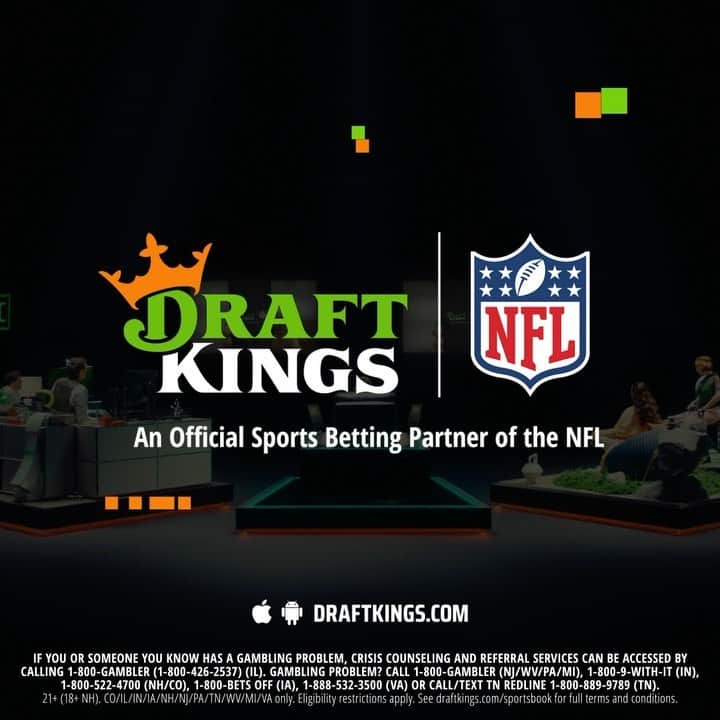 クリストファー・ミンツ＝プラッセのインスタグラム：「Chicken wings and the NFL are the perfect pair. #draftkingspartner @Draftkings, @draftkings_sportsbook」