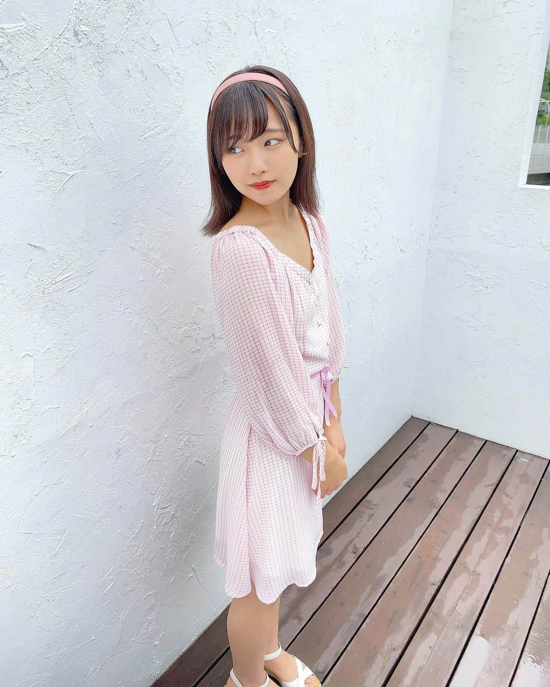 香月杏珠さんのインスタグラム写真 - (香月杏珠Instagram)「・ ・ ・ ・  普段あまり進んで着ることの無いピンクあんちゃん💁‍♀️⸜ ♡ ⸝   #グラビア #グラビアアイドル」9月15日 22時11分 - anjyu_neko