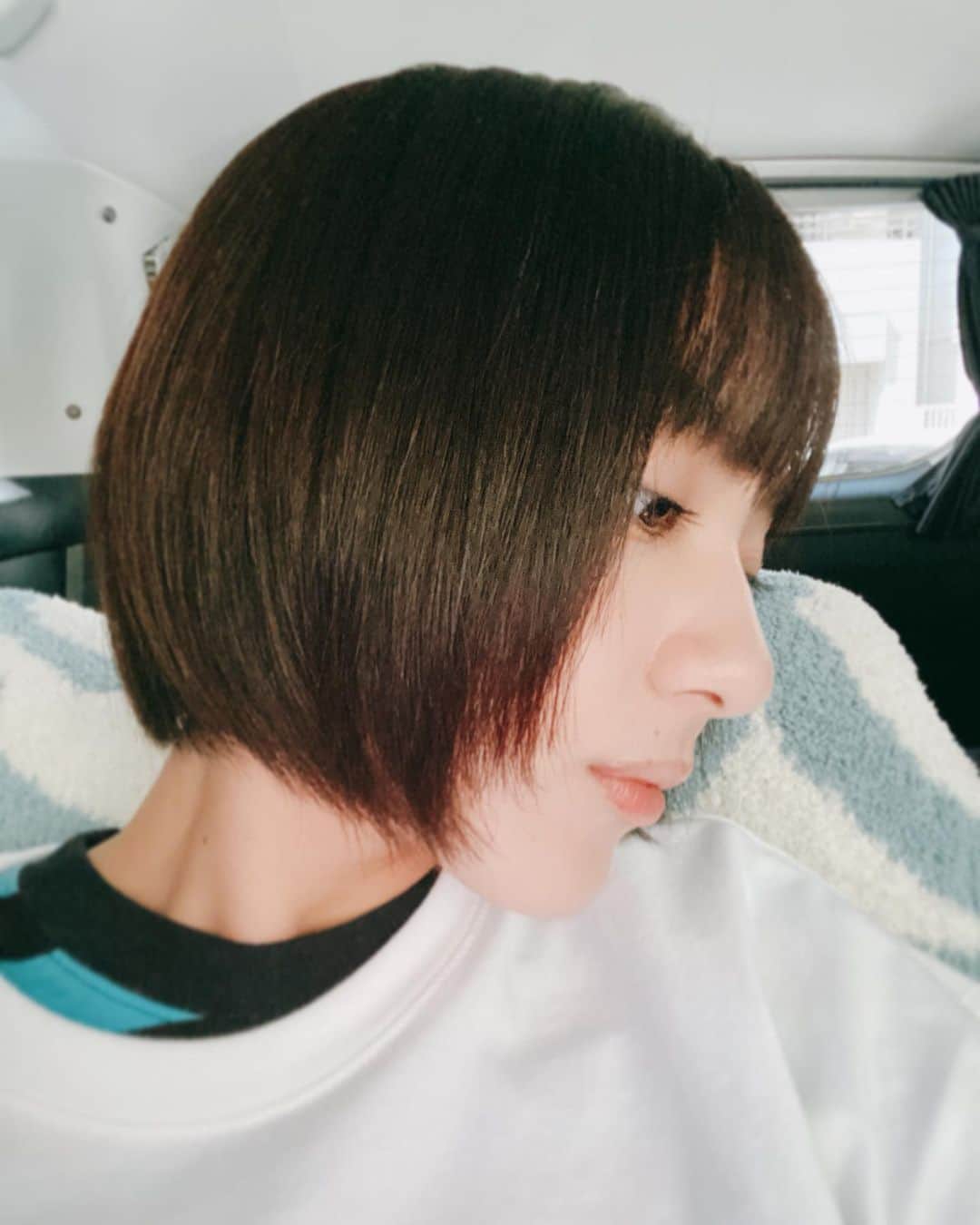 平祐奈さんのインスタグラム写真 - (平祐奈Instagram)「✂︎✂︎ 朝から髪の毛ﾒﾝﾃﾅﾝｽして貰ってドラマでもブローして貰って髪の毛とぅるとぅるでうきうきな1日でした。 ケアって大事だね☺︎  みなさんはどんな1日でしたか？？」9月15日 20時52分 - yunataira_official