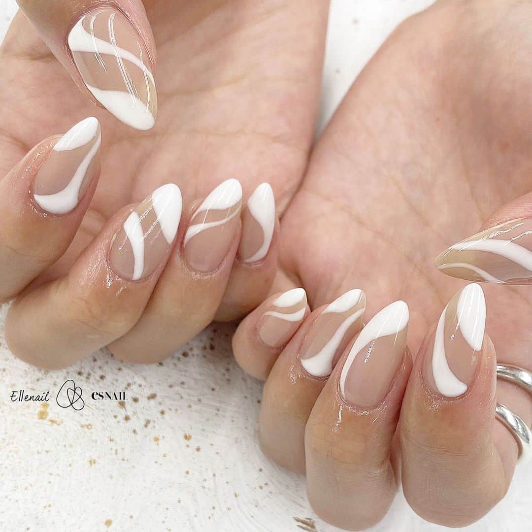 esNAILのインスタグラム