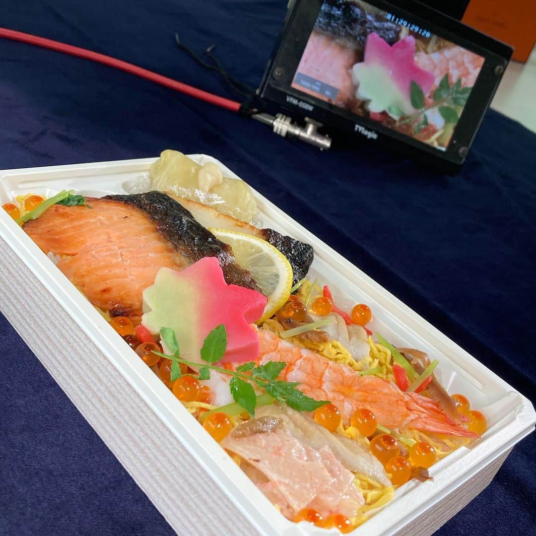 鳥越佳那さんのインスタグラム写真 - (鳥越佳那Instagram)「食欲の秋🍁✨  京都で人気の49店舗が 静岡伊勢丹に集結💡  会場は 京グルメやお香の香りがしていて 目を閉じれば京都！気分！でした〜⛩✨  詳しくは今日のまるごとで 紹介予定です(*´-`)  写真は、 お買い物したものと 今日のまるごとで紹介するものの一部🙆‍♀️  ...また芋芋しくなってしまいました。。 秋だからいいですよね😅？  #静岡伊勢丹 #京都展 #まるごと #秋スイーツ」9月15日 13時59分 - kana_torigoe