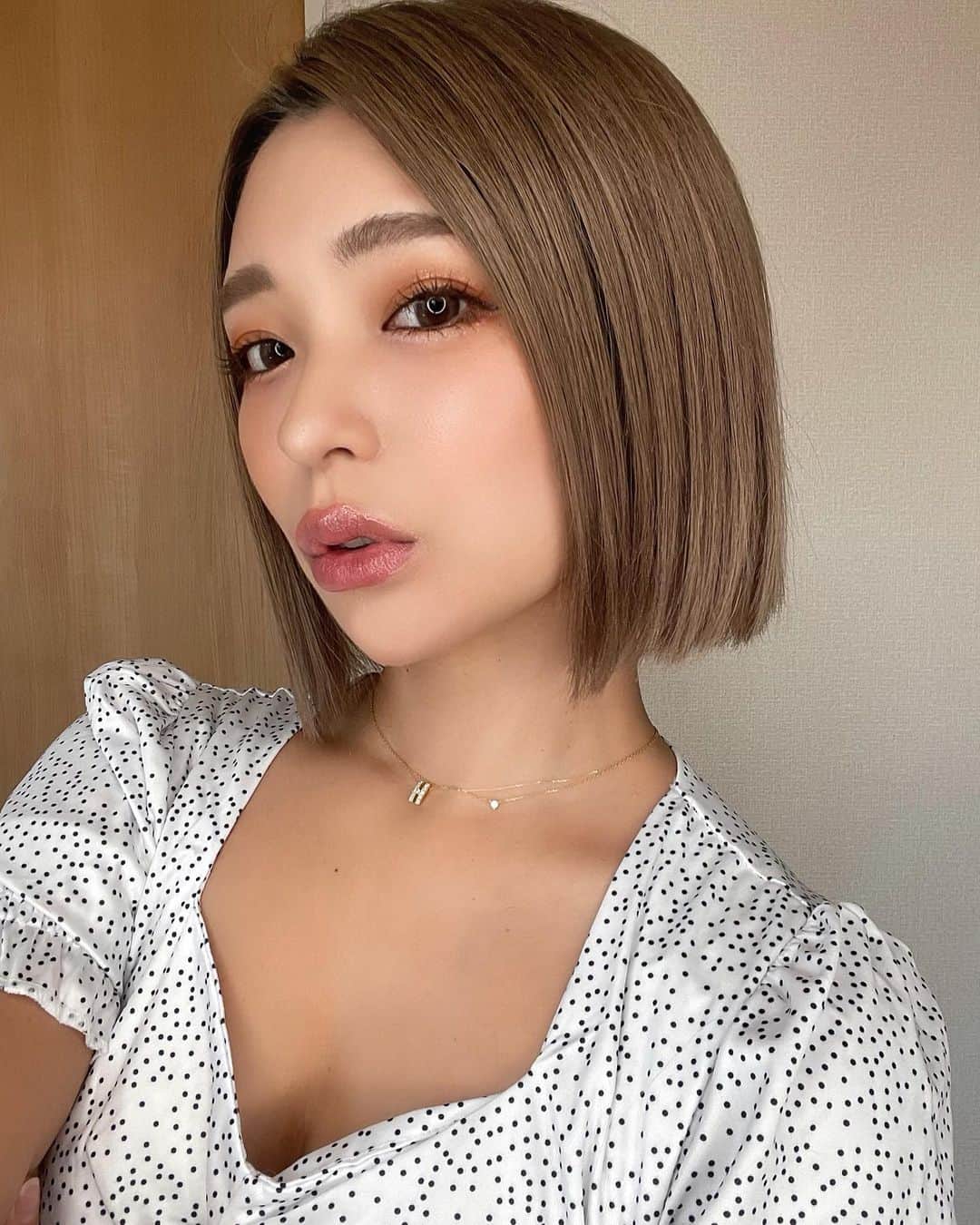 Hitomiのインスタグラム：「❤︎  最近興味のあることやりたい事に向かって 考えたりする時間が楽しくてワクワクしてます😊💗 あー最高🤝頑張ろうっと❤️‍🔥❤️‍🔥❤️‍🔥 今日21時から17LIVE配信です📡 いつもゆる〜く話してるので 空いた時間など顔出しに遊び来てねん☺️🌻  👗fashion by @ciel_official.jp  #17live #イチナナ　#17ライバー　#live #ライブ配信 #live配信#model #モデル　#fashion #ファッション　#ワンピース　#onepiece」