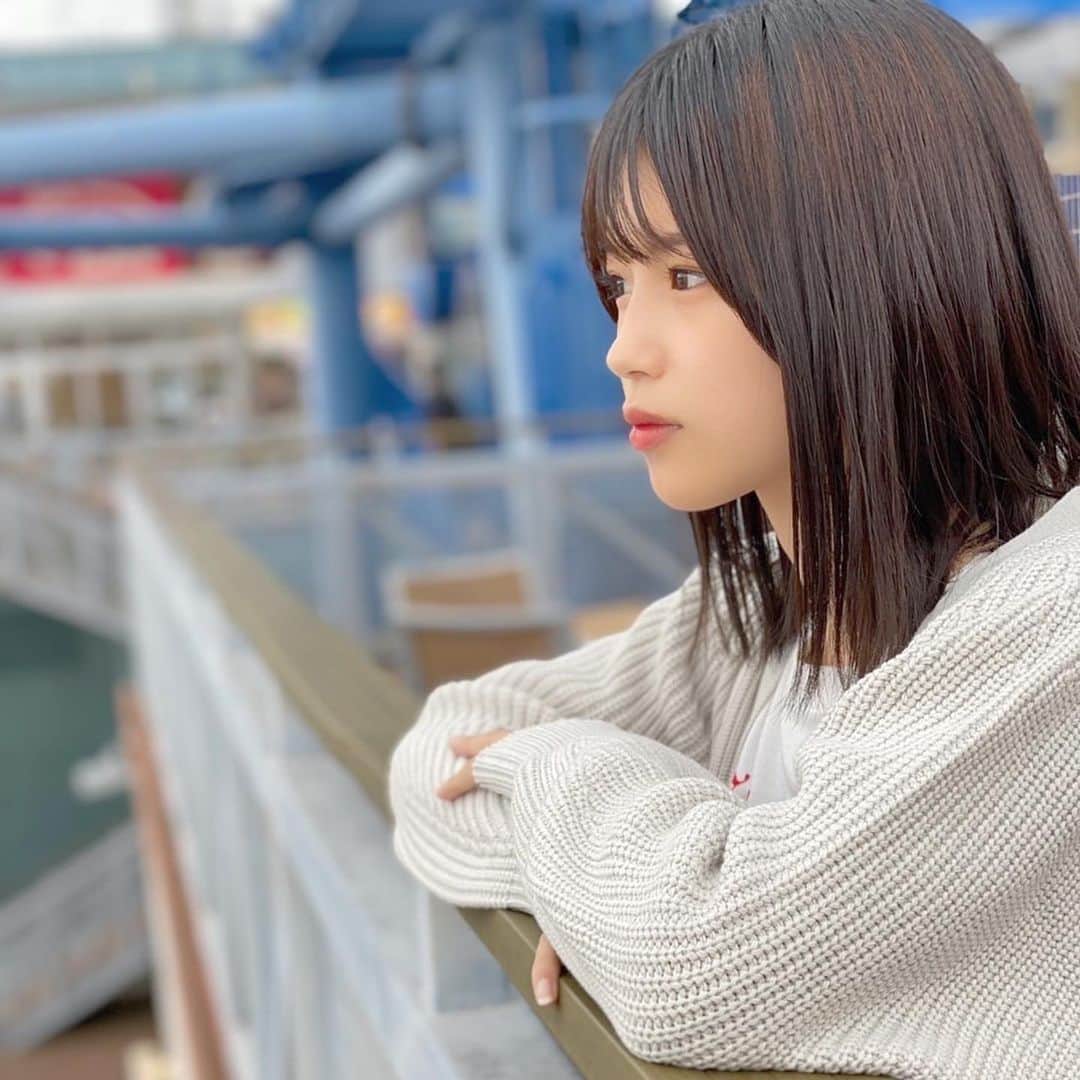 のインスタグラム：「曇りだった☁*° 最近涼しくて、とうとうニット🧤🍃」