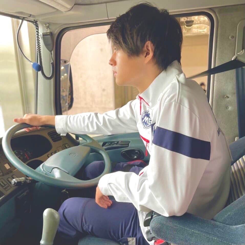 佐野勇斗さんのインスタグラム写真 - (佐野勇斗Instagram)「#彼氏がERカーの運転手らしい  につかっていいよ！！！  #TOKYOMER  @tokyo_mer_tbs  #佐野勇斗 #徳丸元一 #徳丸くん #MILK」9月15日 20時05分 - sanohayato_milk