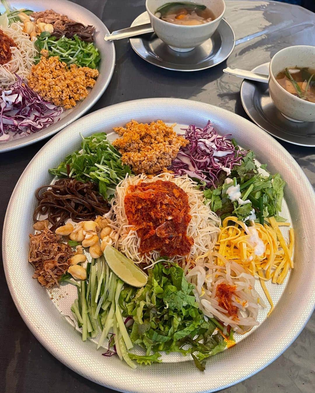 野崎萌香のグルメインスタ