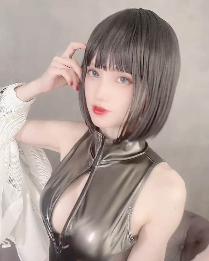 赤木クロのインスタグラム：「リアライズさんの競泳 #anime #animegirl #animejapan #animeworld #japan #japanesegirl #日本 #サブカル #漫画 #comic #cos #cosplay #cosplayer #cosplaygirl #cosplayers #コスプレ #コスプレイヤー  #gravure  #lingerie  #일본여자 #코스프레 #그라비아 #角色扮演 #競泳水着 #realise #リアライズ #リアライズ水着」