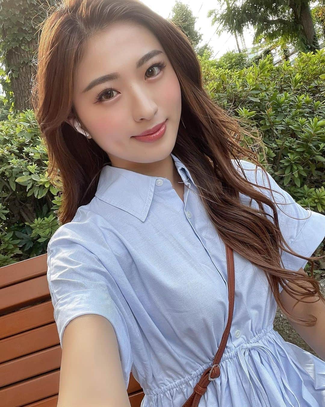 MIYABIのインスタグラム：「こんにちは🌞  東京は空がと〜っても綺麗で気持ちぃ🌥 過ごしやすいから、なんだかんだこの時期が1番好きかも🤭💕  素敵な1日を💜  #cyberjapandancers #サイバージャパンダンサーズ #cjd_miyabi #ミヤビーム #zaraコーデ」