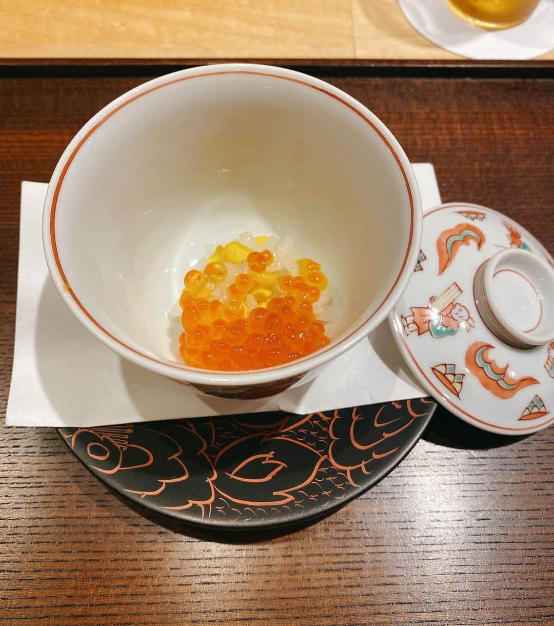 越野矢素子さんのインスタグラム写真 - (越野矢素子Instagram)「昨日は大好きなお鮨屋さんのご夫妻 @sushi_suzuka  にご紹介頂き『柾木』さんに夫婦でご一緒させて頂きました。 柾木さんの大将は「和久傳」さんで修行されており伝統的な和食の味に大将の和食だけに限らず美味しい料理を出したいとう思いから全て独自のスパイスがプラスされていてどれも美味しくて、次は何が出て来るのかな？と楽しみながら最後まで美味しく頂きました。  @masaki_kyoto_restaurant」9月16日 17時12分 - loversyaso