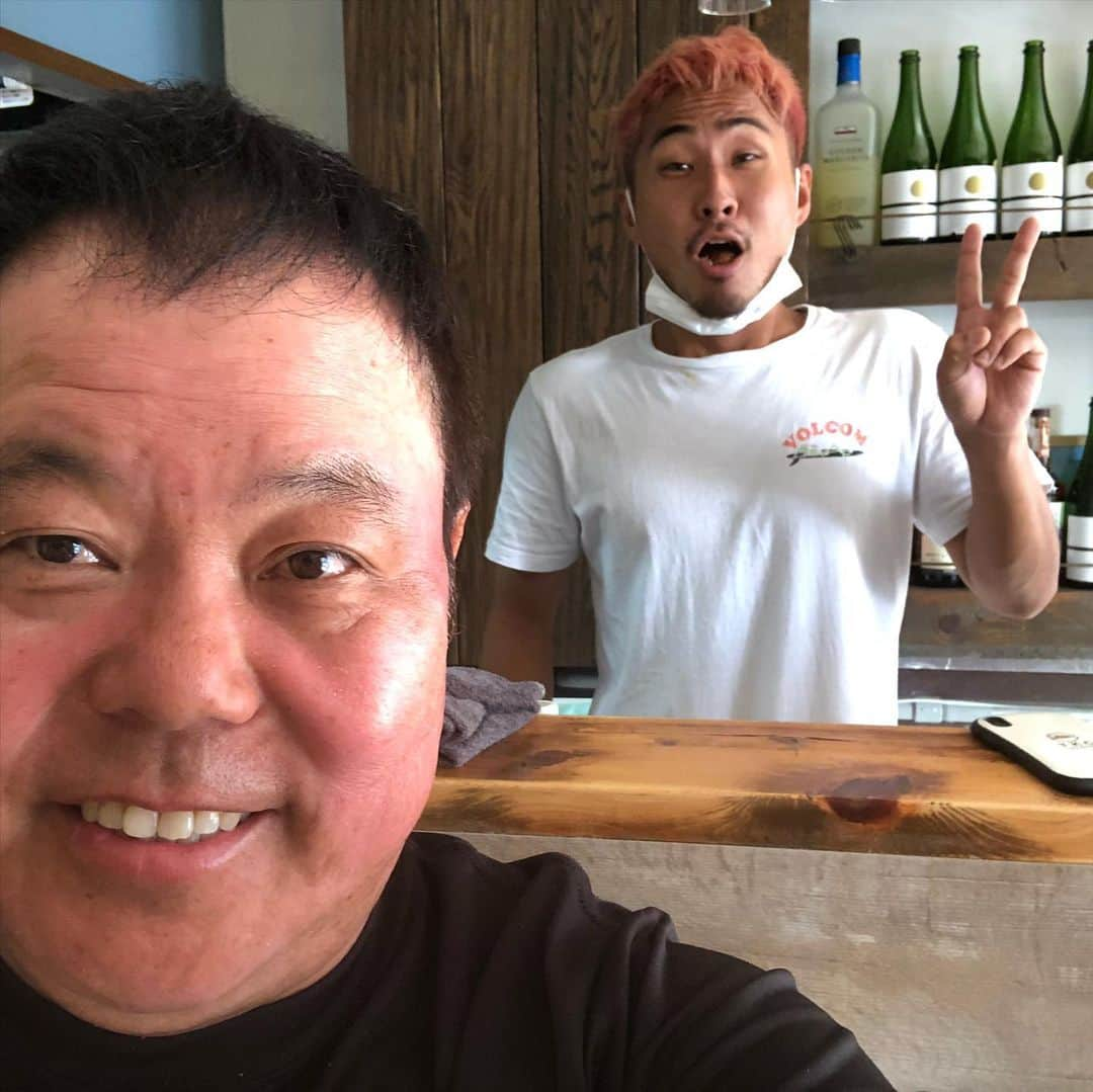 ほんこんさんのインスタグラム写真 - (ほんこんInstagram)「現蛸 海蔵の店長がオーナーになりました。 一生懸命働いてくれたので譲りました。 私も行きますので皆さんも海蔵に引き続き宜しくお願いします🙇🏻‍♂️ #現蛸 #ututudako #辻堂グルメ  #たこ焼き #ほんこん」9月16日 17時45分 - hongkong2015_4_9