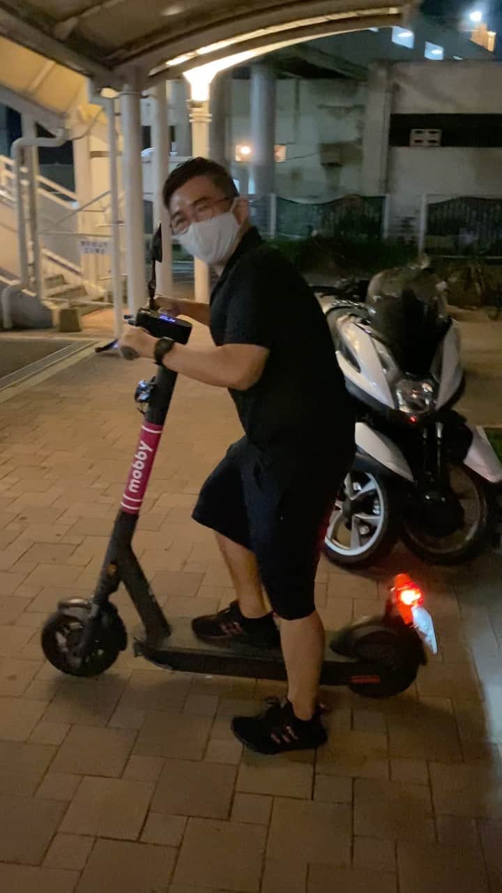 栗田善太郎のインスタグラム：「手ぶらで帰るディレクター」