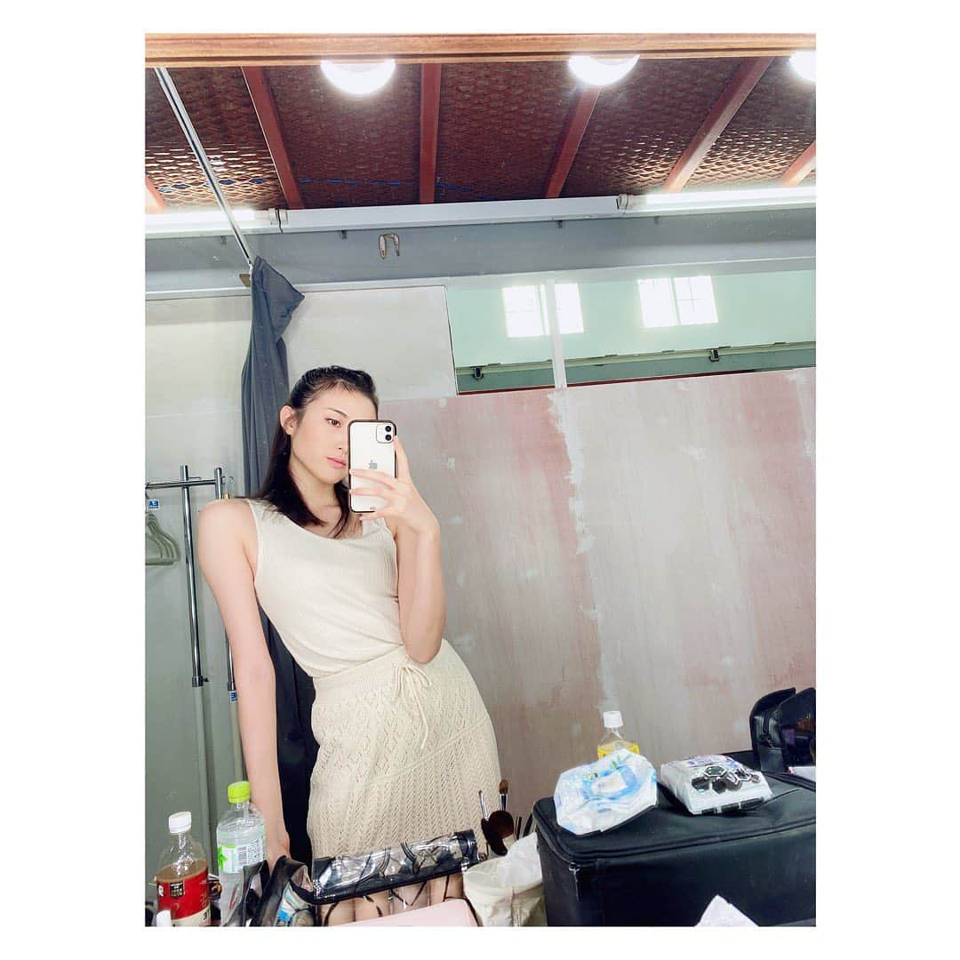 中野優香さんのインスタグラム写真 - (中野優香Instagram)「shooting…📸  #shooting#撮影#前髪アレンジ#前髪無し#ハーフアップ#ハーフアップアレンジ」9月16日 20時36分 - yuuka._.nakano