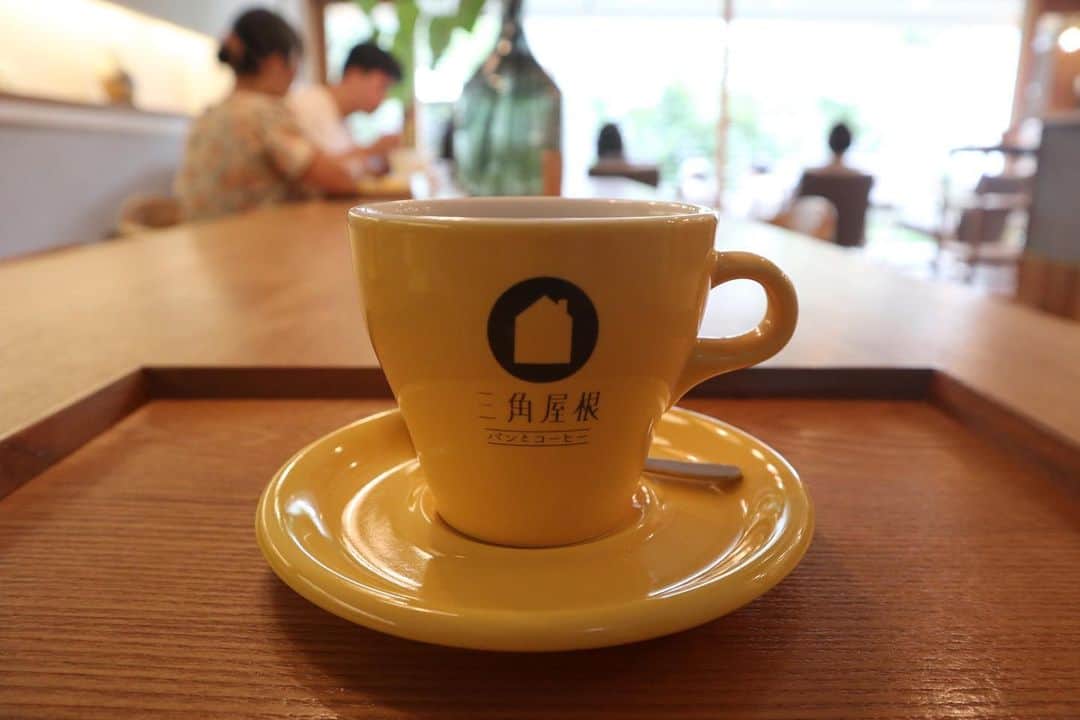 石井輝明さんのインスタグラム写真 - (石井輝明Instagram)「神奈川、逗子。 ワクチン2回目接種が完了した。 今のところ少し腕が痛むくらい。 ここからが怖いよね。  #三角屋根パンとコーヒー #cafe #coffee #カフェ #喫茶店 #神奈川カフェ #逗子カフェ #カフェ芸人」9月16日 20時58分 - comandanteishii