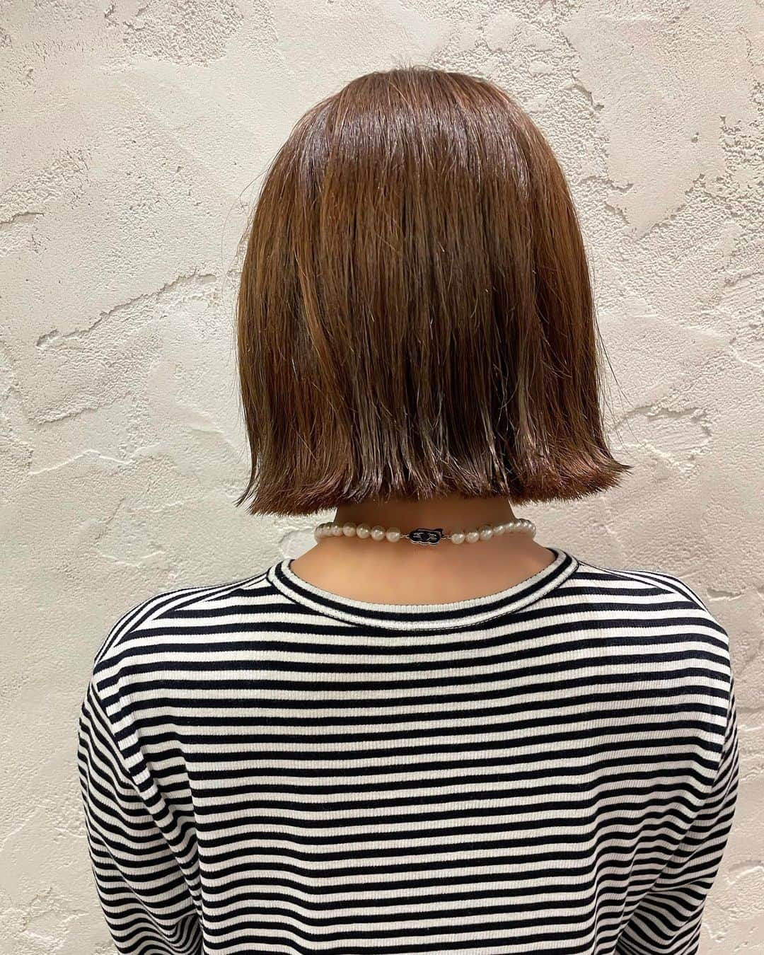 chayさんのインスタグラム写真 - (chayInstagram)「すっきりばっさり💇‍♀️ ここ数年で一番短くしました✨ もっと切りたくなってしまった☺️  高校生の頃からお世話になっていたBOTTOMSのコースケさんが久しぶりに切ってくださいました✂︎ @ko_suke0602  楽しかったー🥳 ありがとうございました👏  #bottoms #ボトムス #hair #bob #ボブ #ヘアアレンジ」9月16日 21時36分 - chay1023_official