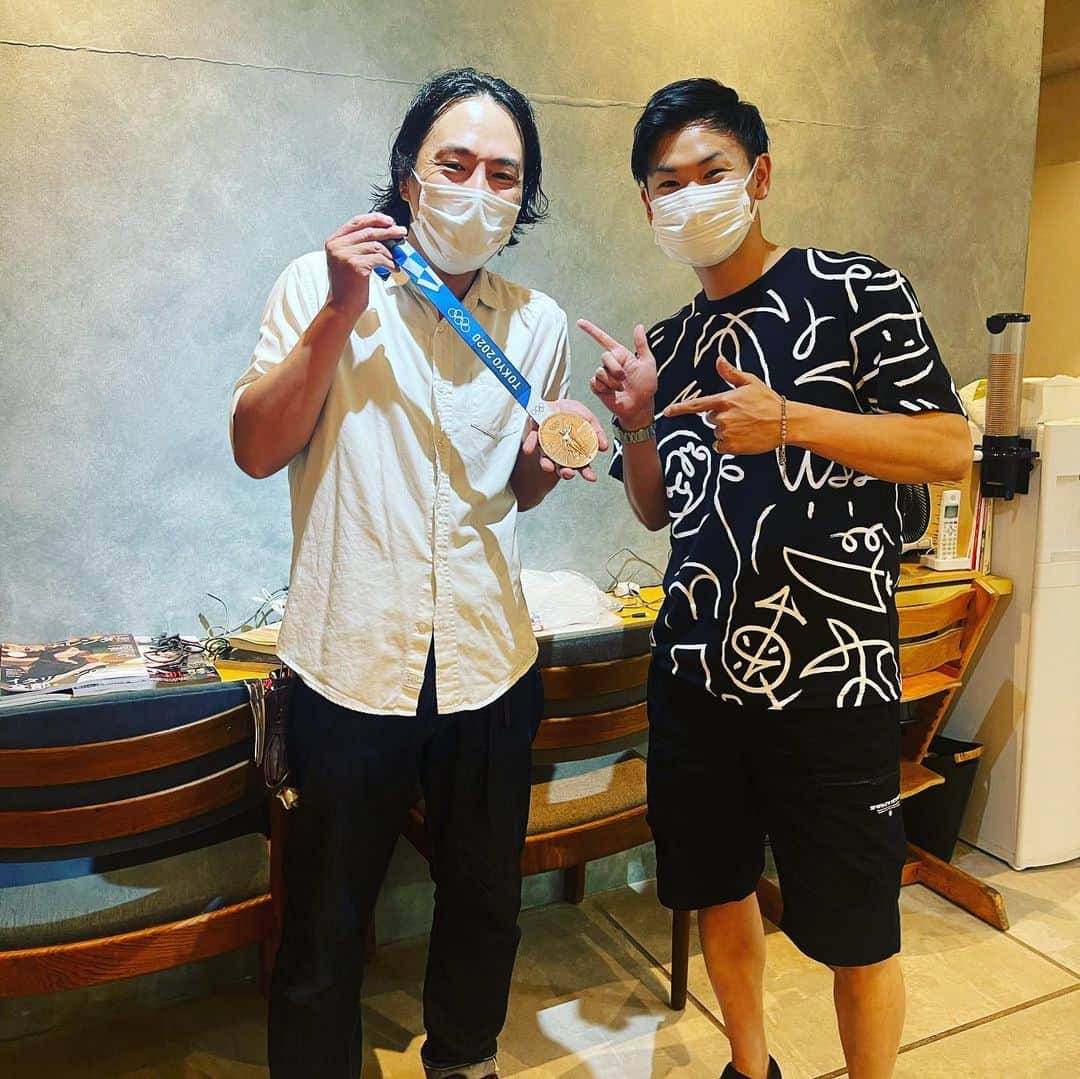 渡辺勇大のインスタグラム：「とある日のカットday. みんな優しい.  Thank you.  #時差投稿 #岩井さんしかインスタ知らなかった #皆さんすみません #タグ付けできないです #探す方法あるのかな」