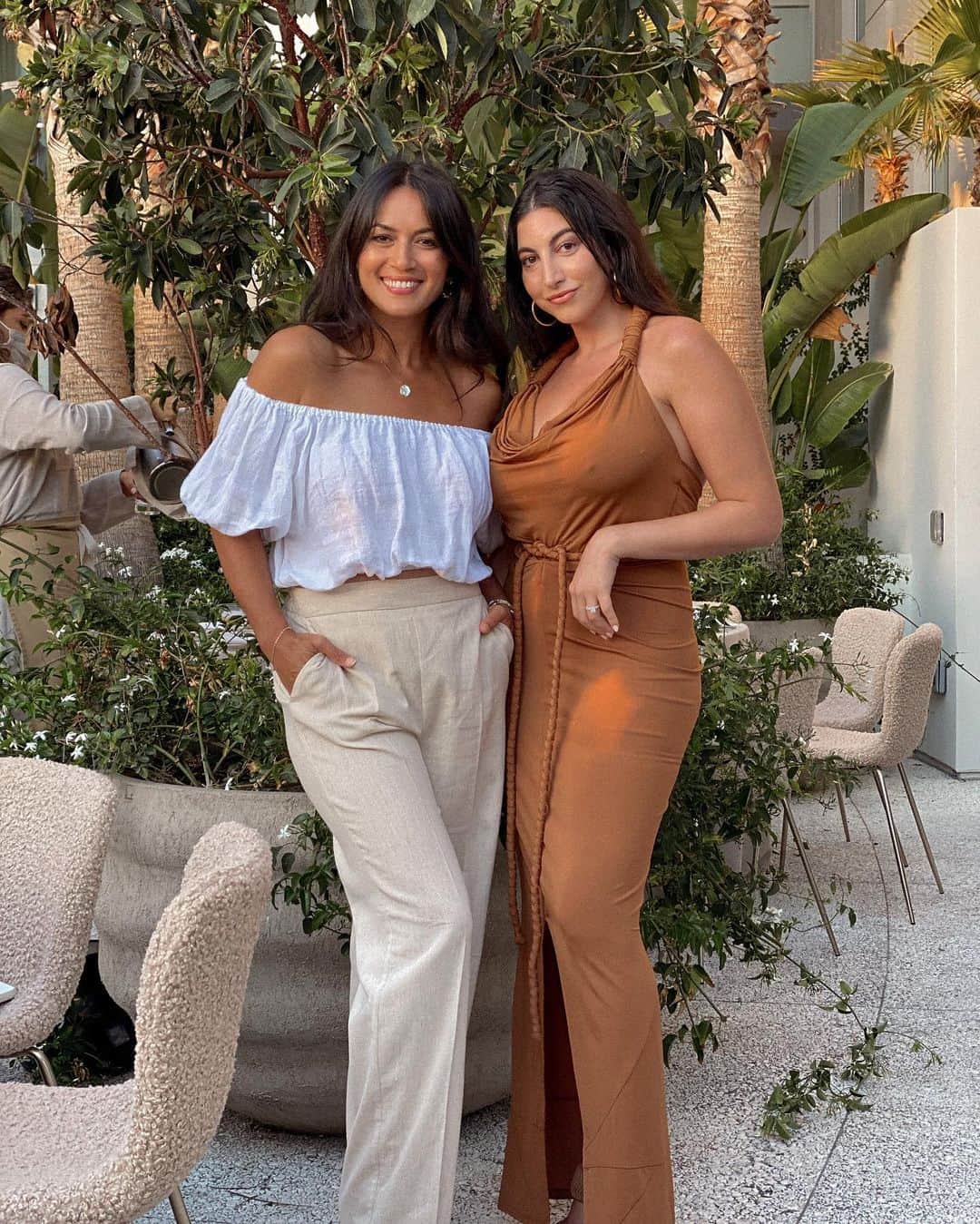 Bianca Cheah Chalmersのインスタグラム：「One of the most meaningful weddings I’ve ever experienced. A big congratulations to my dearest of friends @kiramackenzie and @mraustinjackson 🥰」