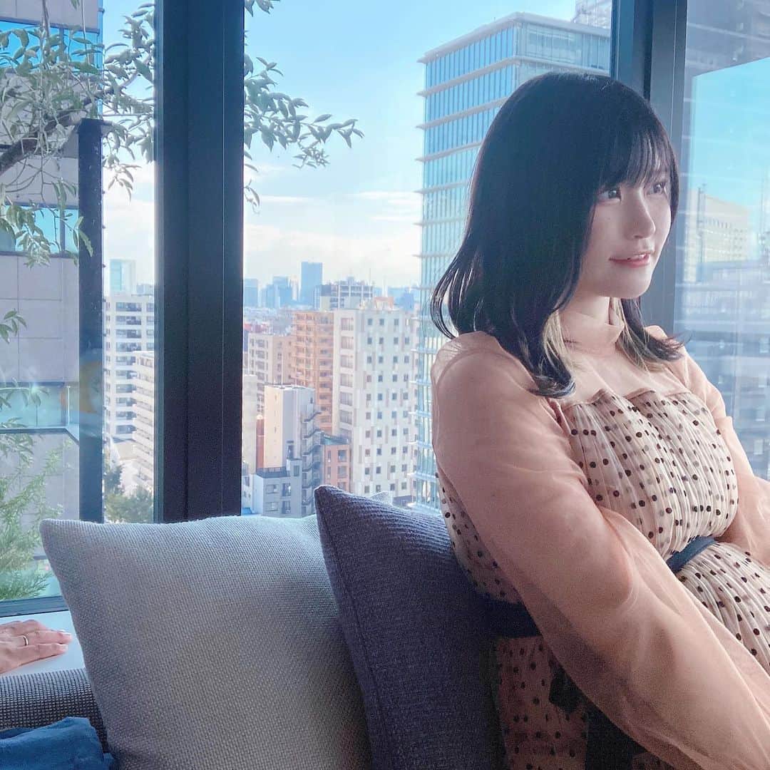 寝室のどかのインスタグラム：「こちらのアカウントは一旦ゆるく投稿します🥲 Instagramさんに怒られないよう大人しめに😂  そして新しいアカウントを作ったので(露出度高めｗ) こっちもフォローしてくれると嬉しいです❕ → @nemuronodoka   ゆるりといきましょう〜(*˙꒳˙*)‧⁺✧︎*」