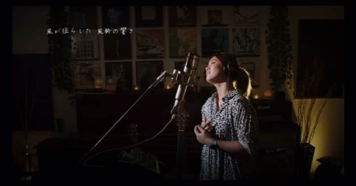 二宮愛のインスタグラム：「#夏の終わり #森山直太朗  such a tough song to sing this one!!!!  #sing #music #singer #singing #song #cover #love #musician #voice #dance #coversong #vocals #guitar #singers #artist #musica #instamusic #vocalist #instagood #live #follow #songs #talent #songwriter #instagram #art #piano」
