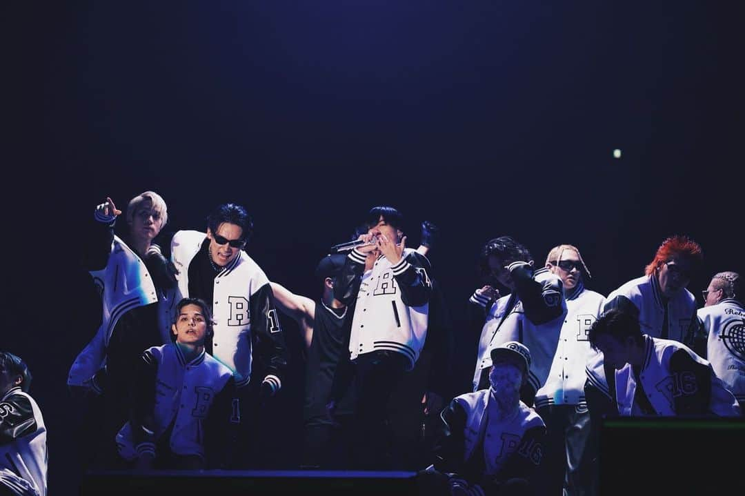 THE RAMPAGE from EXILE TRIBEさんのインスタグラム写真 - (THE RAMPAGE from EXILE TRIBEInstagram)「THE RAMPAGE LIVE TOUR 2021 "REBOOT" ～WAY TO THE GLORY～ LIVE COSTUME GOODS受注販売決定!!  THE RAMPAGE LIVE TOUR 2021 "REBOOT" ～WAY TO THE GLORY～でメンバーが着用している Varsity JKTの受注販売が決定!!  【受付サイト】 EXILE TRIBE STATION ONLINE STORE  【受注期間】 9/17(金)12:30～9/26(日)23:59 ※受注期間中に製造可能数に達し次第、受注を終了する可能性がございます。  【お届け予定日】 12月中旬頃より順次発送予定 ※生産上の都合により、お届け時期が前後する可能性がございますので、 あらかじめご了承の上ご注文ください。  #THERAMPAGE #REBOOT」9月17日 12時49分 - the_rampage_official