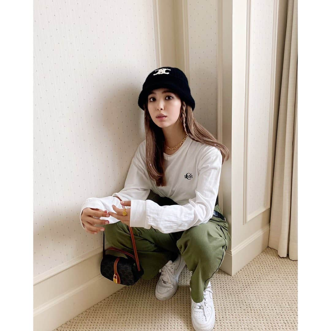 藤田ニコル（にこるん）さんのインスタグラム写真 - (藤田ニコル（にこるん）Instagram)「今日の私服📸👌  動きやすいね。🏁 ロンt は結ぶのが好き。」9月17日 18時49分 - 2525nicole2